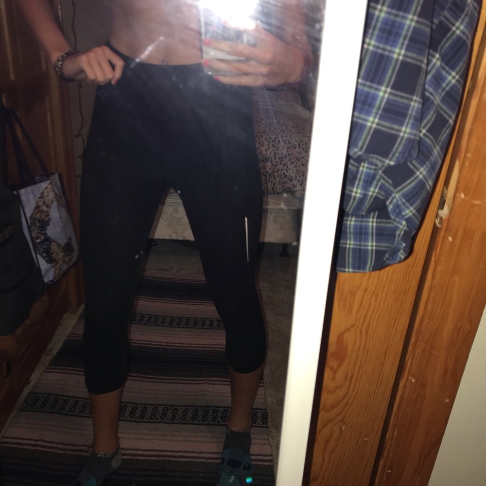 LuluLemon Crop Leggings